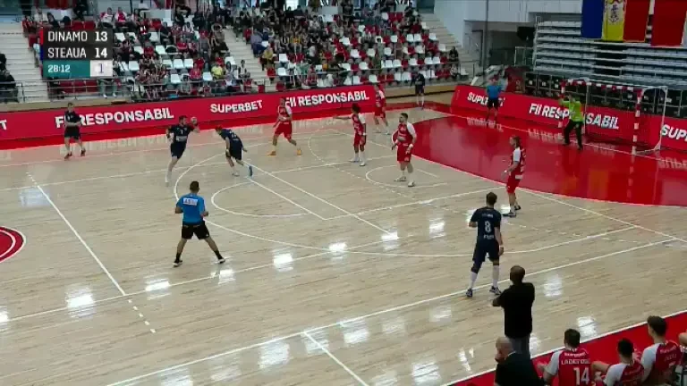 Dinamo - Steaua, &icirc;n Liga Zimbrilor - prima repriză (13.10.2024)